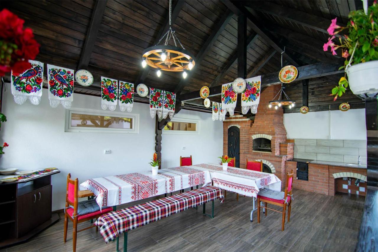 Hotel Perla Blanca Moisei Exterior foto