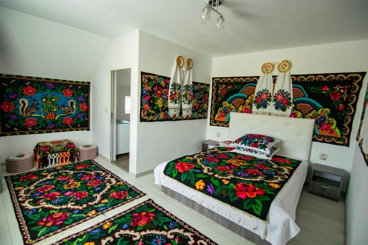 Hotel Perla Blanca Moisei Exterior foto